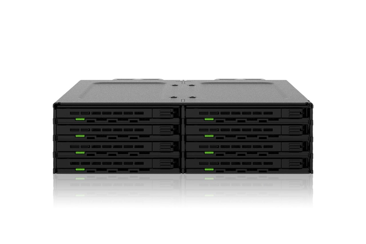 Icydock MB038SPB: Icy Dock MB038SPB 8bay 2.5inch to 5.25inch drive cage allowing installation of up to eight 2.5inch SSDs or HDDs in a single 5.25inch bay with robust metal housing.