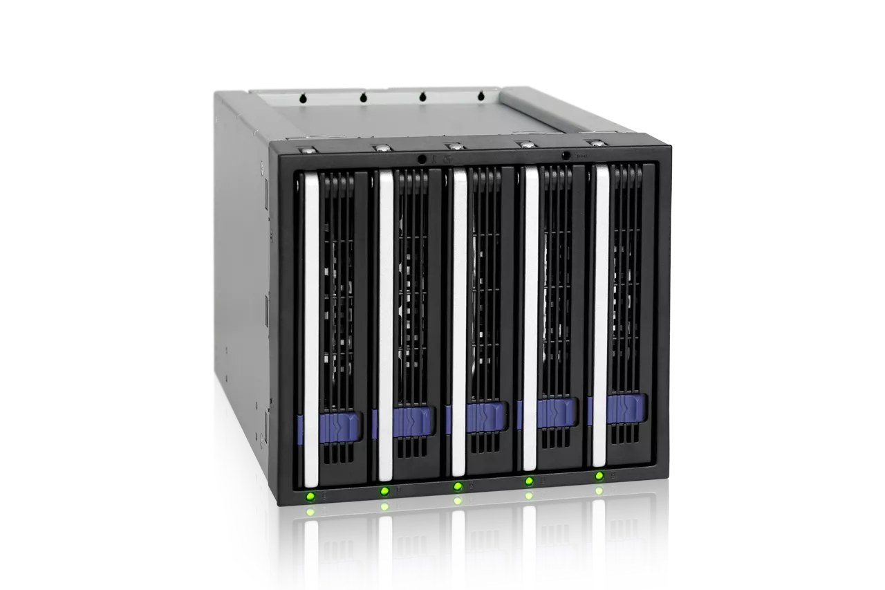 iCYDOCK mb155sp-b , 5x hot-swappable 3.5" in 3x 5.25" bay - SATA6G mobile rack ( ideal for raid 0/1/1E/0+1/10/5/5EE/6 ) , anti-shank design , aluminum , black , latch-lock , detachable 92mm rear fan ; Interchangeable tray ( iT-i5XiT or iT-i45XiT ) compatible with external enclosure : MB561S-4S , MB559US , MB559UEA / mobile rack : MB453SPF , MB454SPF , MB455SPF, MB153SP, MB154SP, MB155SP, MB901