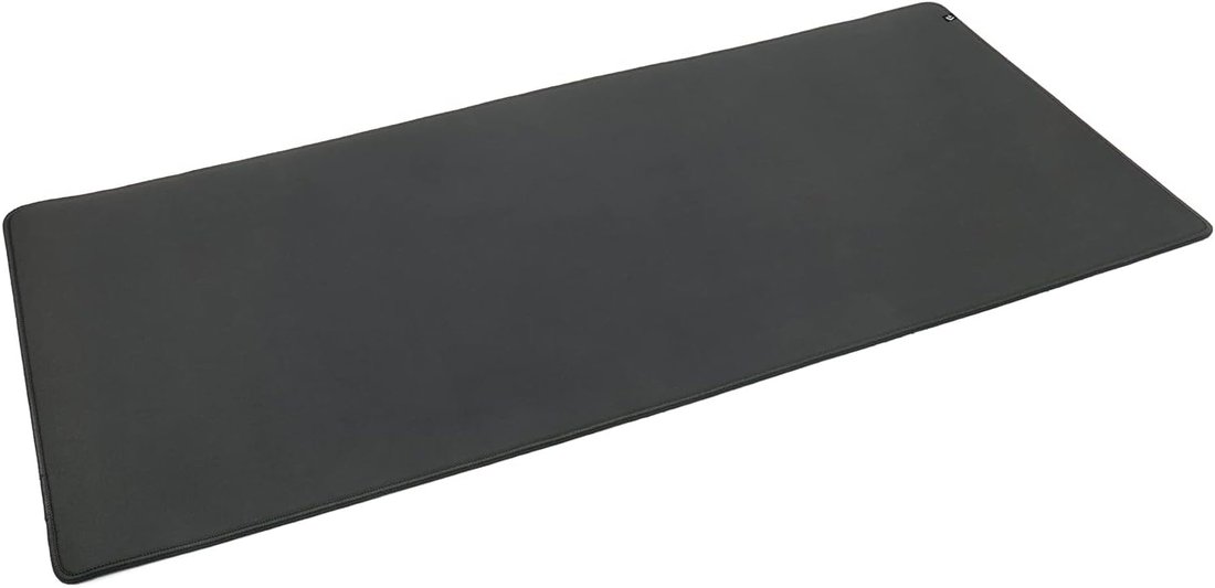 Redragon P040 flick 3XL gaming desk mat Black - high density silk with rubber base , water resistant , anti-fray stitching , 1219x610x3mm