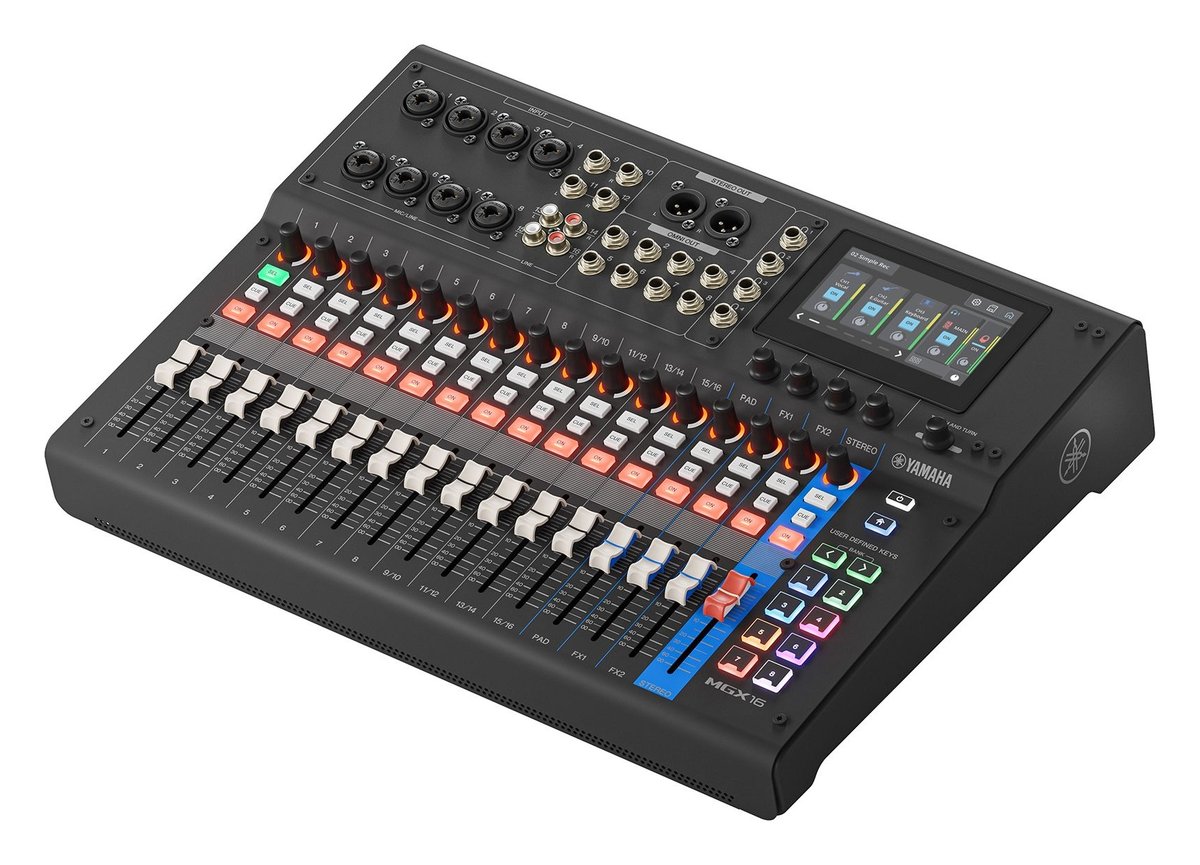 Yamaha MGX16 22-Channel Digital Mixing Console (Black)