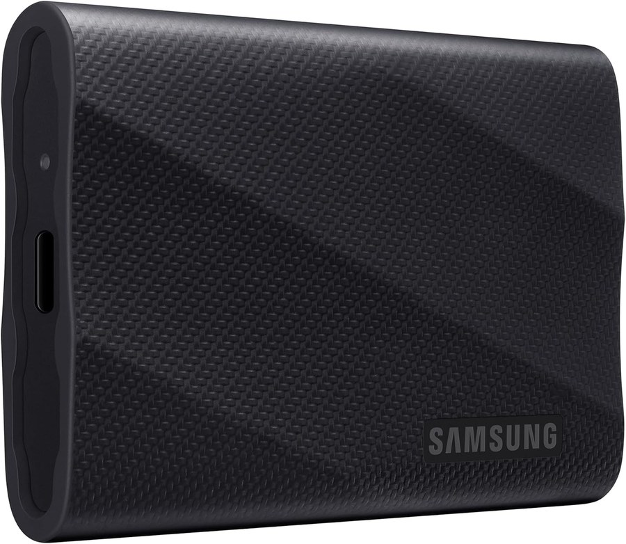 Samsung SSD Samsung MU-PG4T0BW T9 Portable SSD 4 TB; Transfer speed up to 2000 MB/s; Write Speed up to 1950MB/s; USB 3.2 (Gen2x2; 20Gbps); A