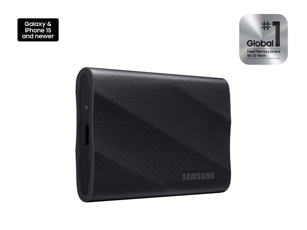 Samsung SSD Samsung MU-PG2T0BW T9 Portable SSD 2 TB; Transfer speed up to 2000 MB/s; Write Speed up to 1950MB/s; USB 3.2 (Gen2x2; 20Gbps); A